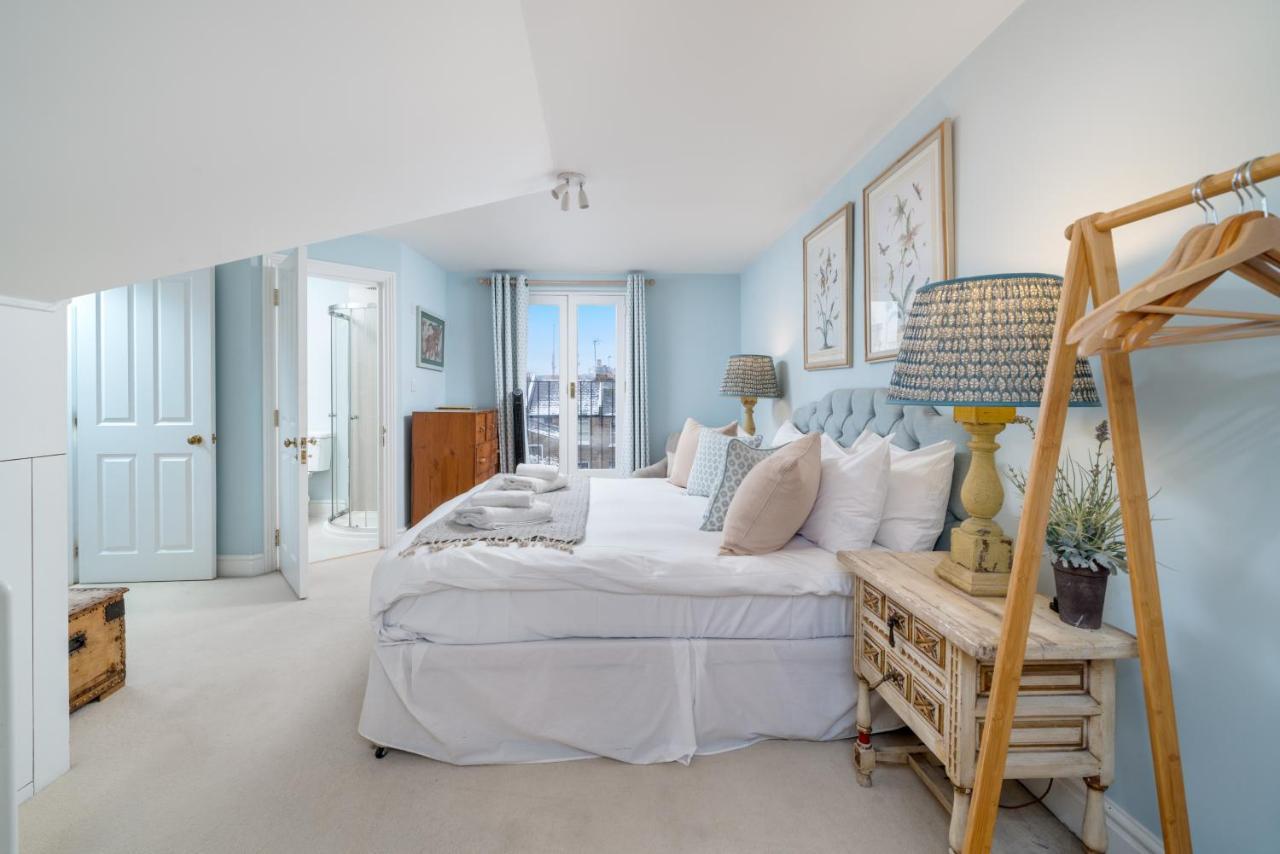 Joivy Splendid 4 Bed, 4 Bath House With Garden, Shepherds Bush * Londra